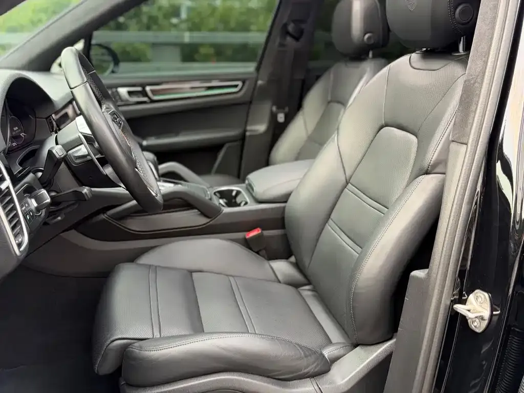 Porsche Cayenne Hybrid 2022 из CN, фото 6