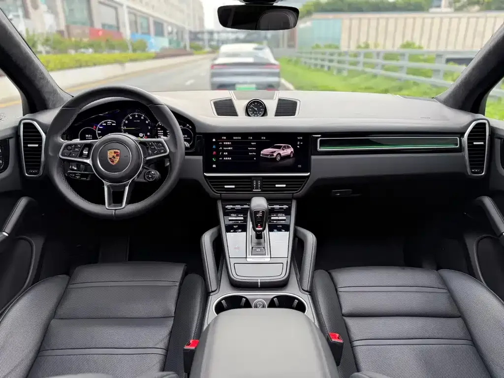 Porsche Cayenne Hybrid 2022 из CN, фото 5