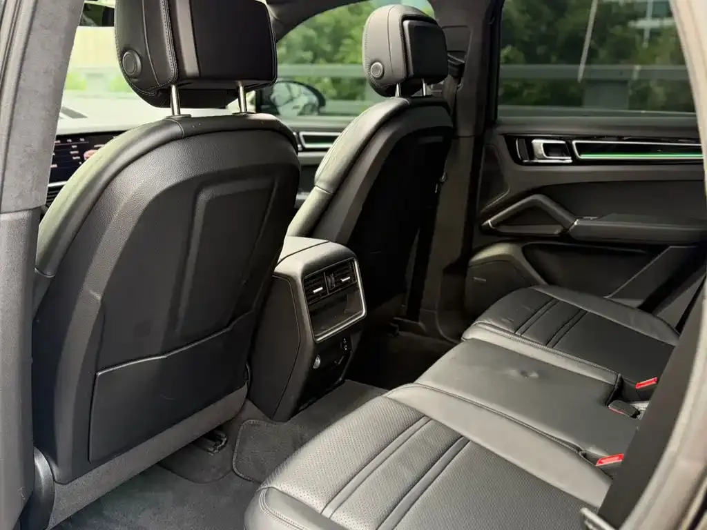 Porsche Cayenne Hybrid 2022 из CN, фото 10