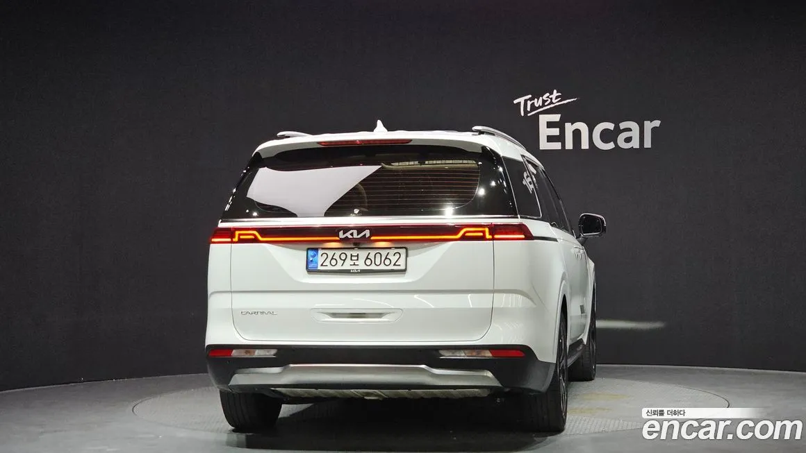 Kia Carnival 2023 из KR, фото 3