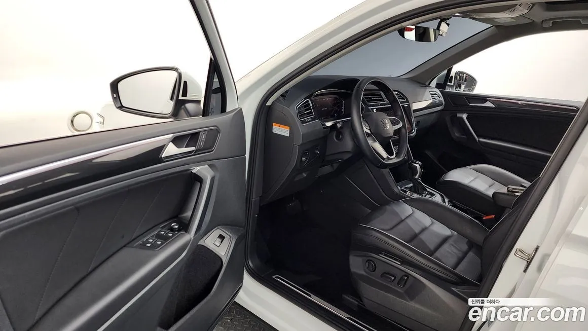 Volkswagen Tiguan 2022 из KR, фото 3