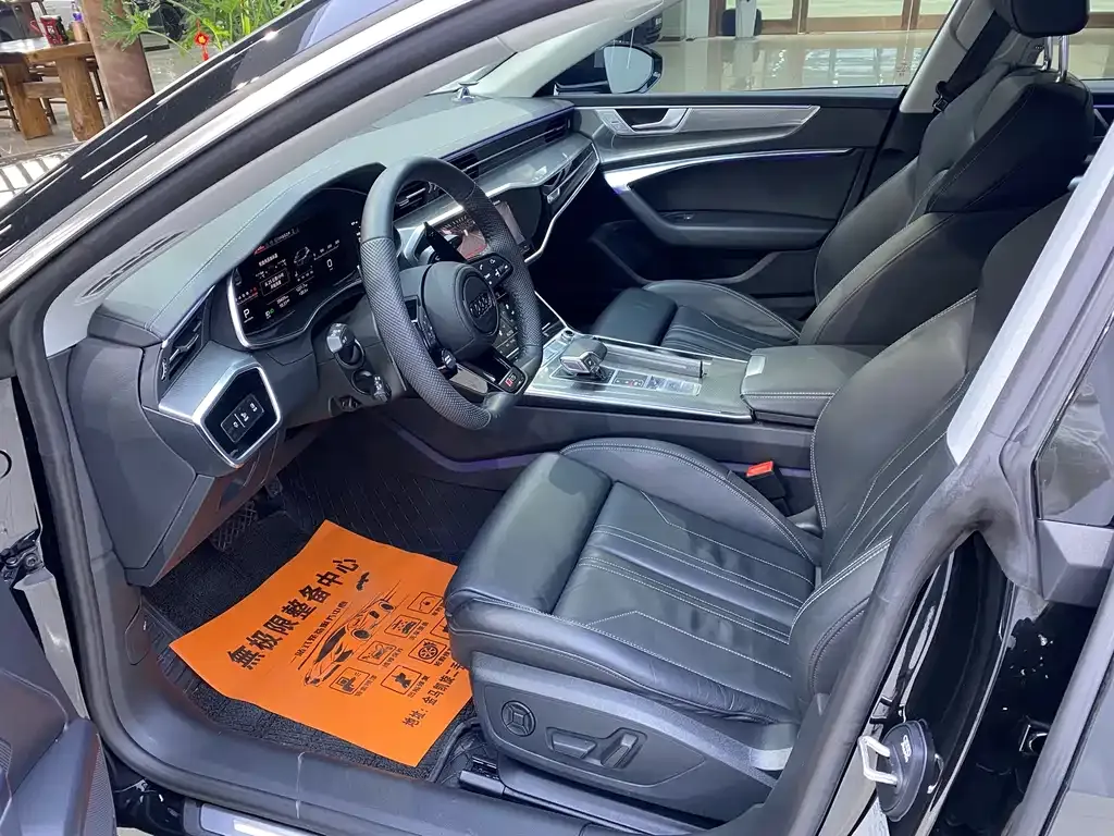 Audi A7 2024 из CN, фото 9