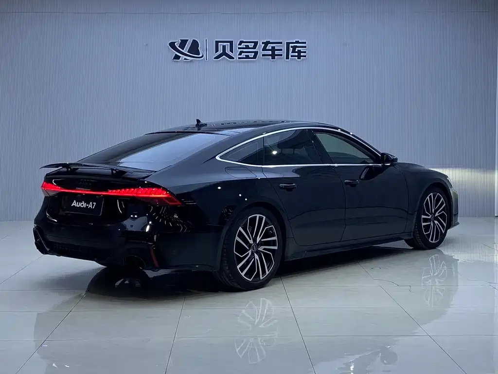 Audi A7 2024 из CN, фото 5