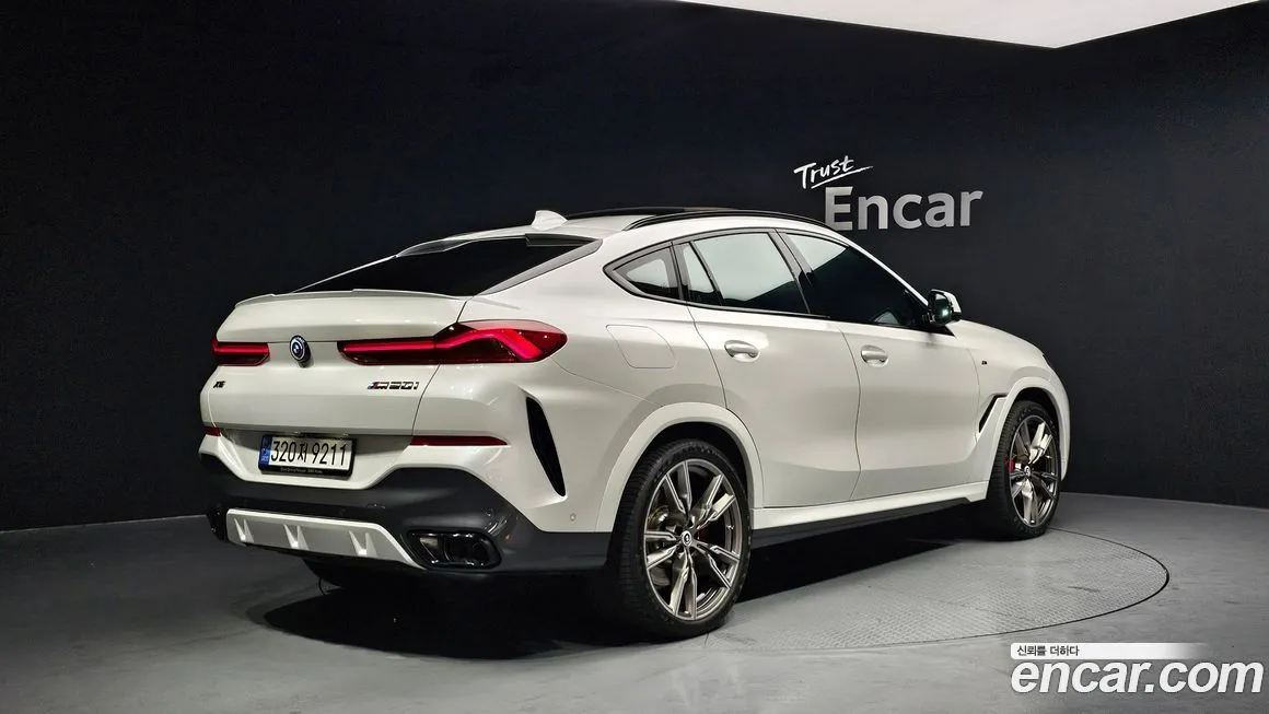 BMW X6 2023 из KR, фото 2