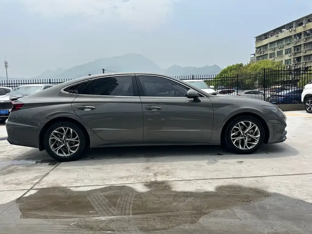 Hyundai Sonata — фото 6