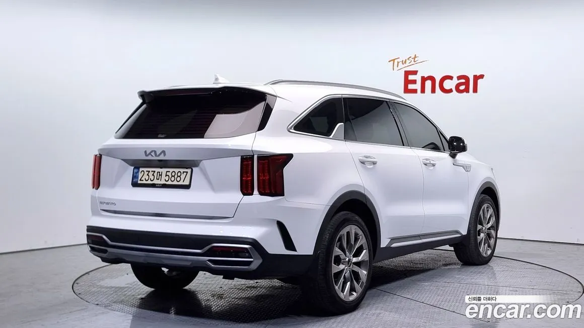 Kia Sorento — фото 3