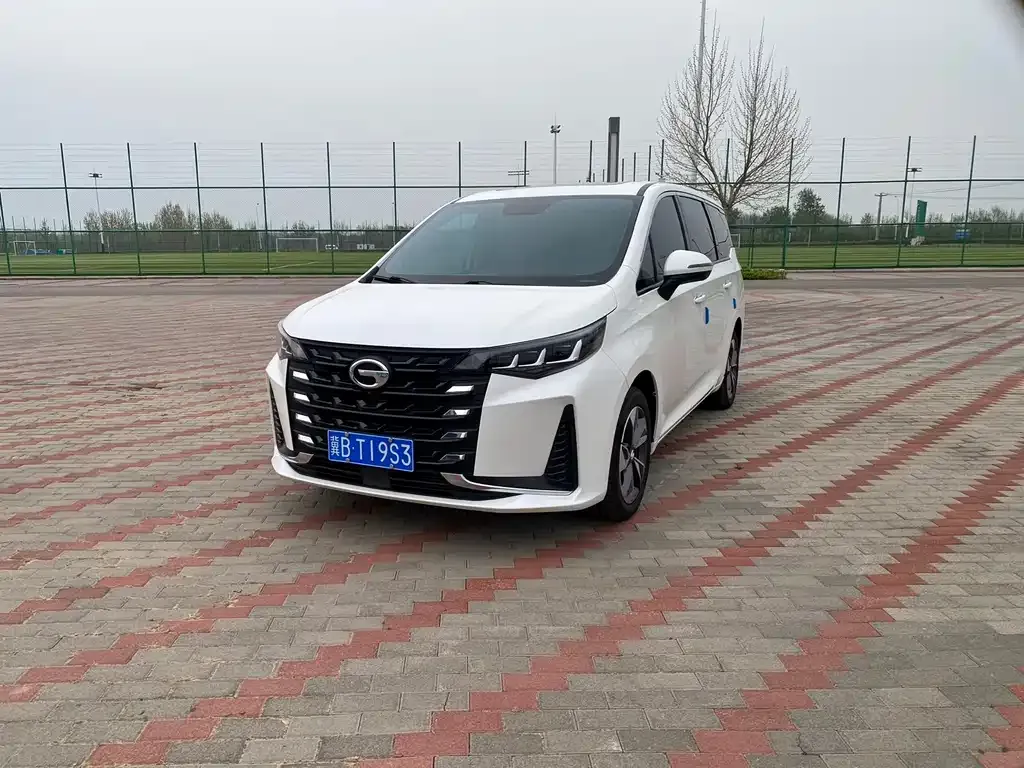GAC Motor Trumpchi M6 — фото 1