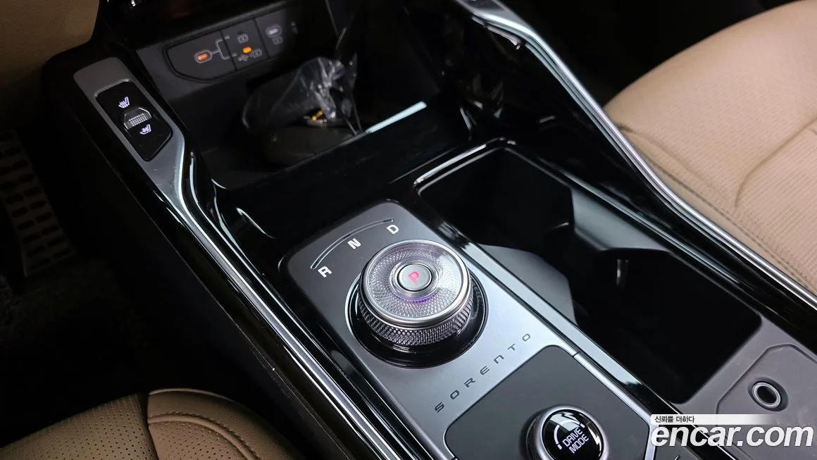 Kia Sorento — фото 9
