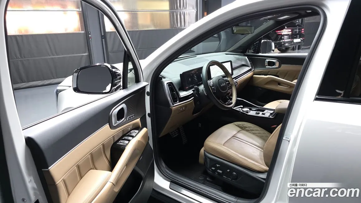 Kia Sorento — фото 10