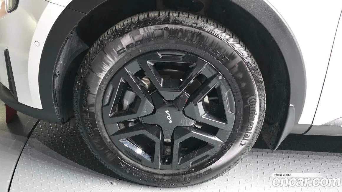 Kia Sorento — фото 9