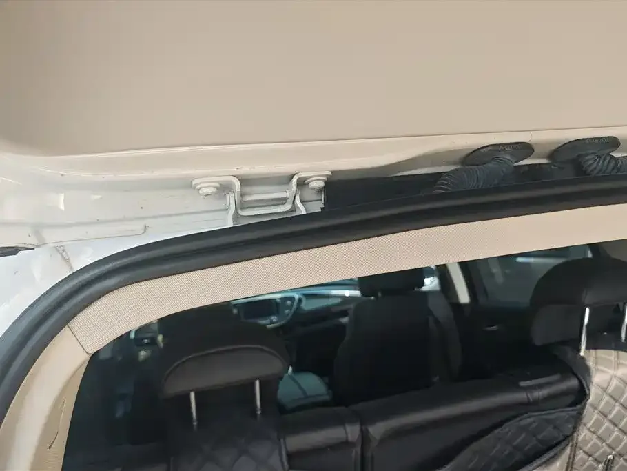 Buick Envision Plus — фото 4
