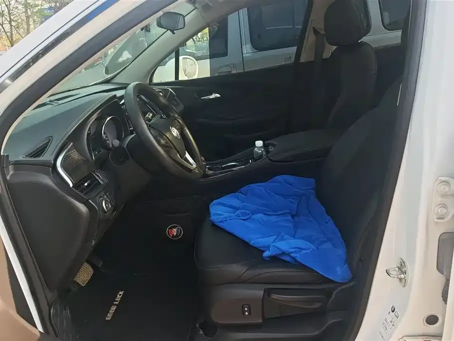 Buick Envision Plus — фото 3
