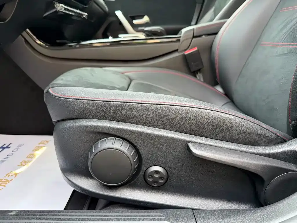 Mercedes-Benz CLA (Import) — фото 10