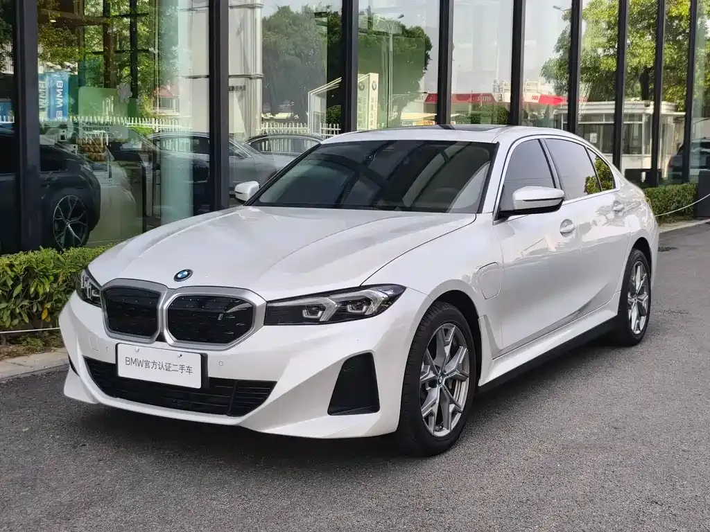 BMW i3 — фото 1