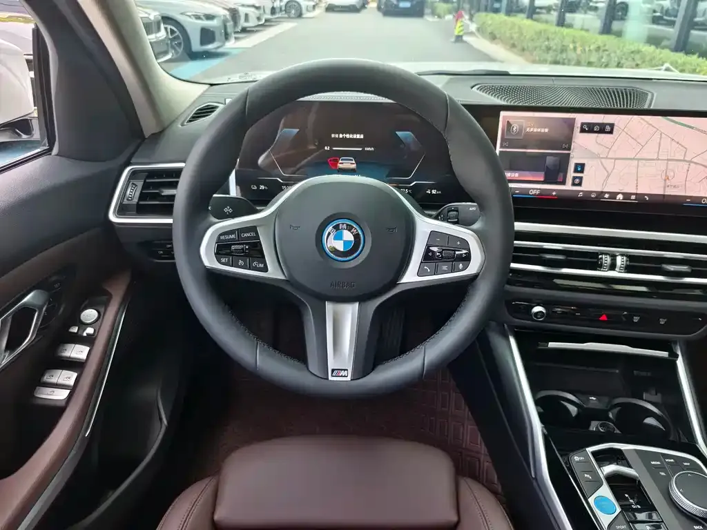 BMW i3 — фото 4
