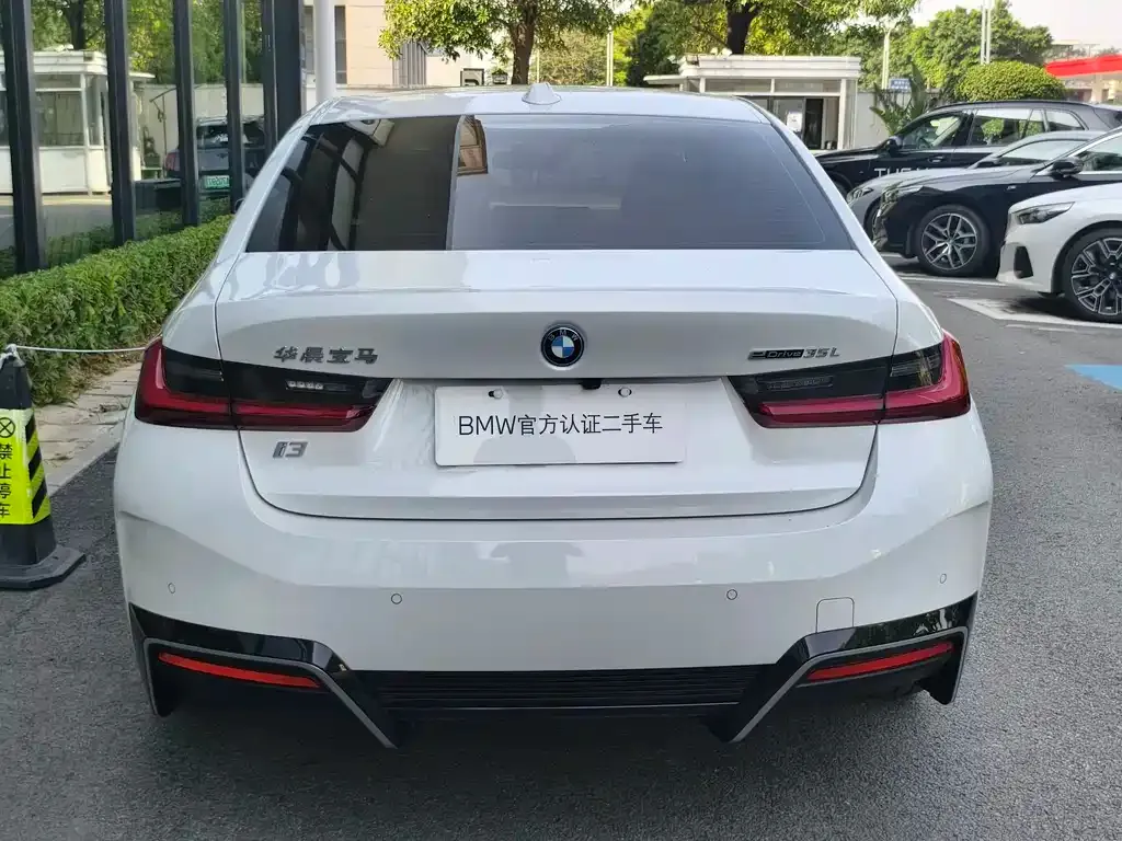 BMW i3 — фото 6