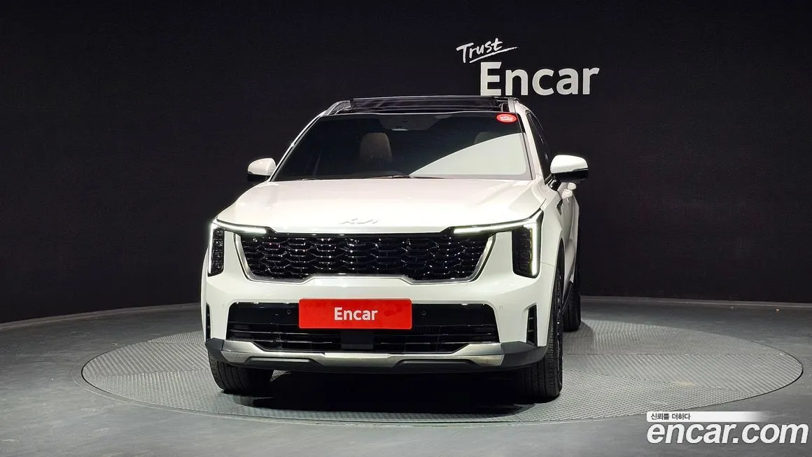 Kia Sorento — фото 9