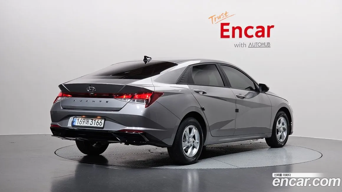 Hyundai AVANTE 2023 из KR, фото 4