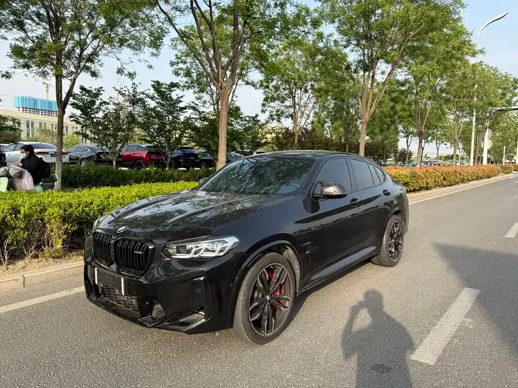 BMW X4 M