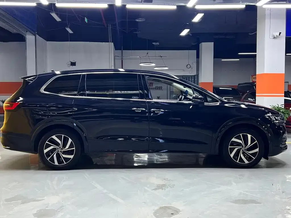 Volkswagen Viloran 2023 из CN, фото 8