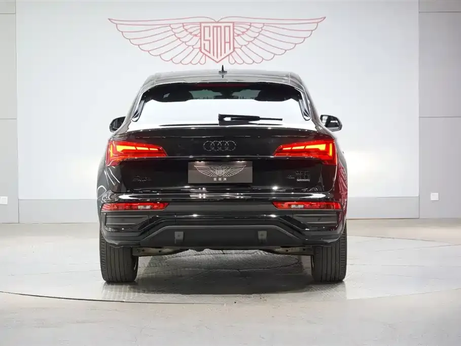 Audi Q5L Sportback — фото 2