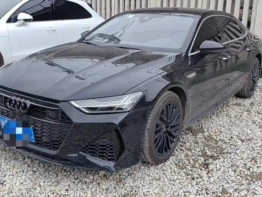 Audi A7L — фото 1