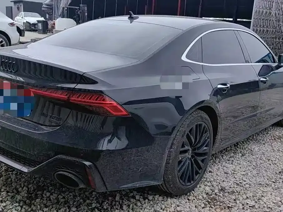 Audi A7L — фото 7