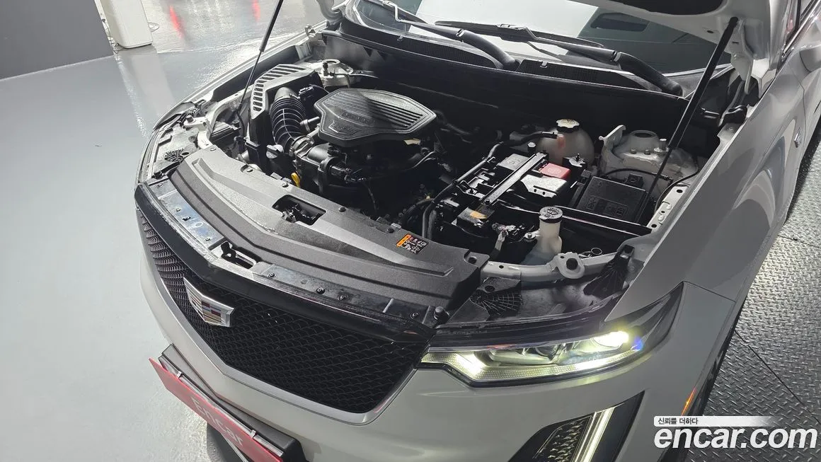 Cadillac XT6 2023 из KR, фото 7