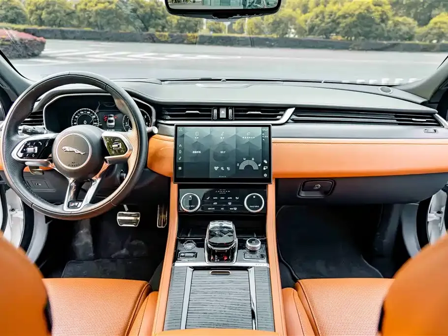 Jaguar XFL 2024 из CN, фото 8