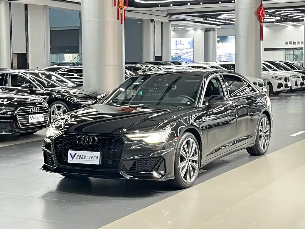 Audi A6L — фото 1