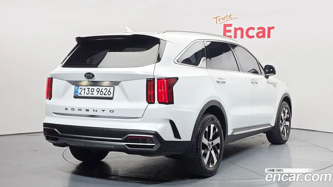 Kia Sorento — фото 4
