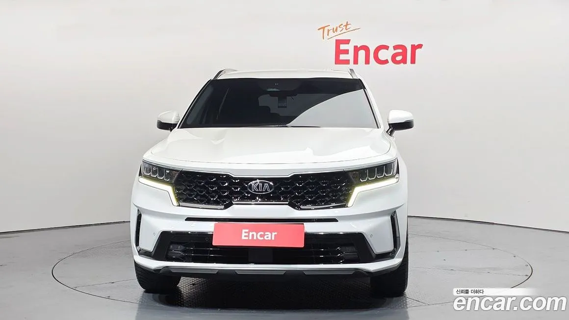 Kia Sorento — фото 5