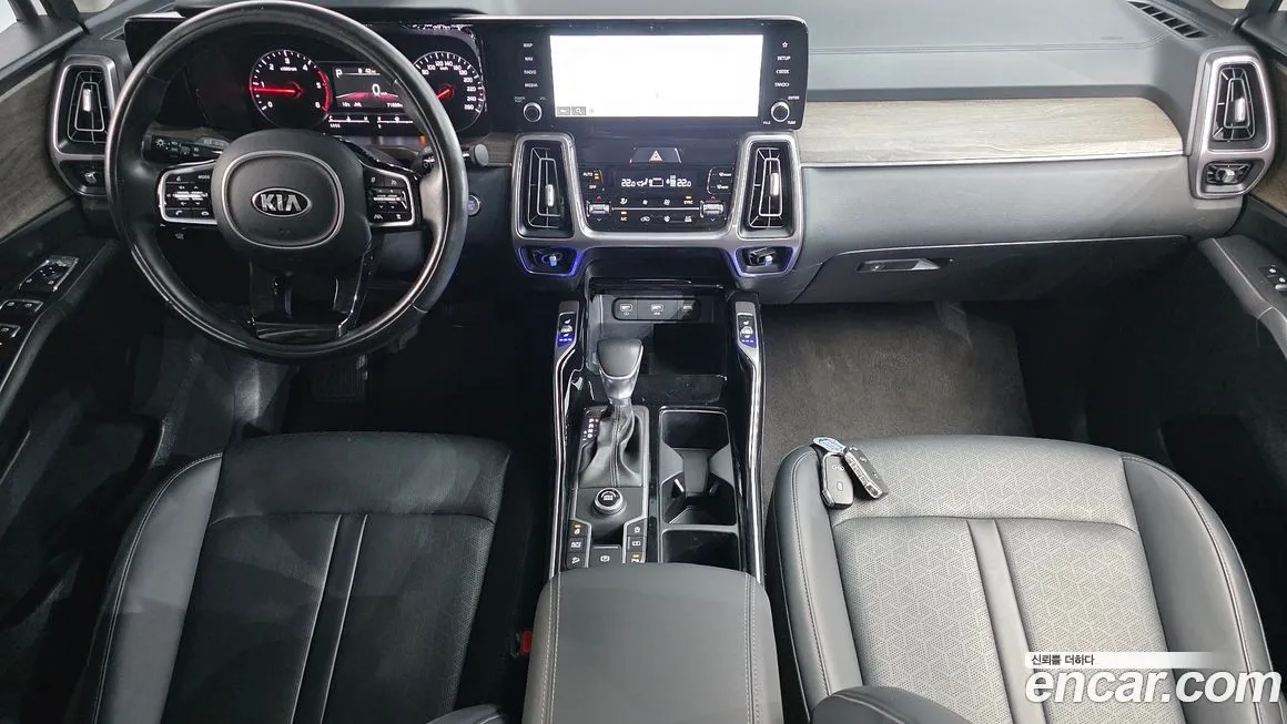 Kia Sorento — фото 6