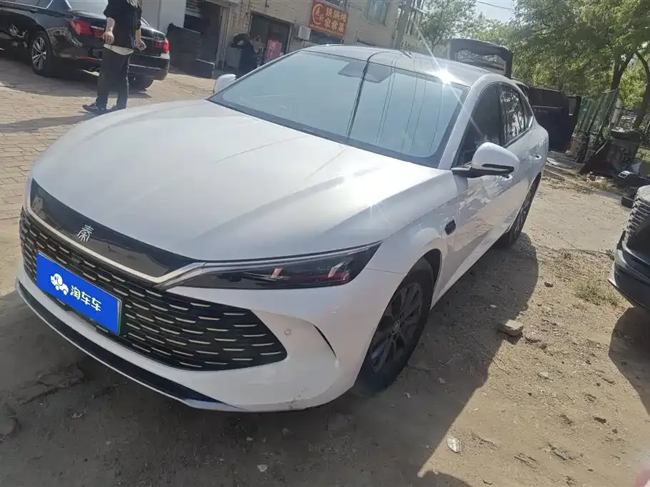 BYD Qin L — фото 1