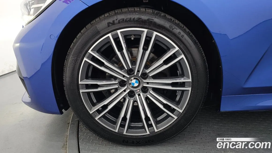 BMW 3-Series 2022 из KR, фото 6