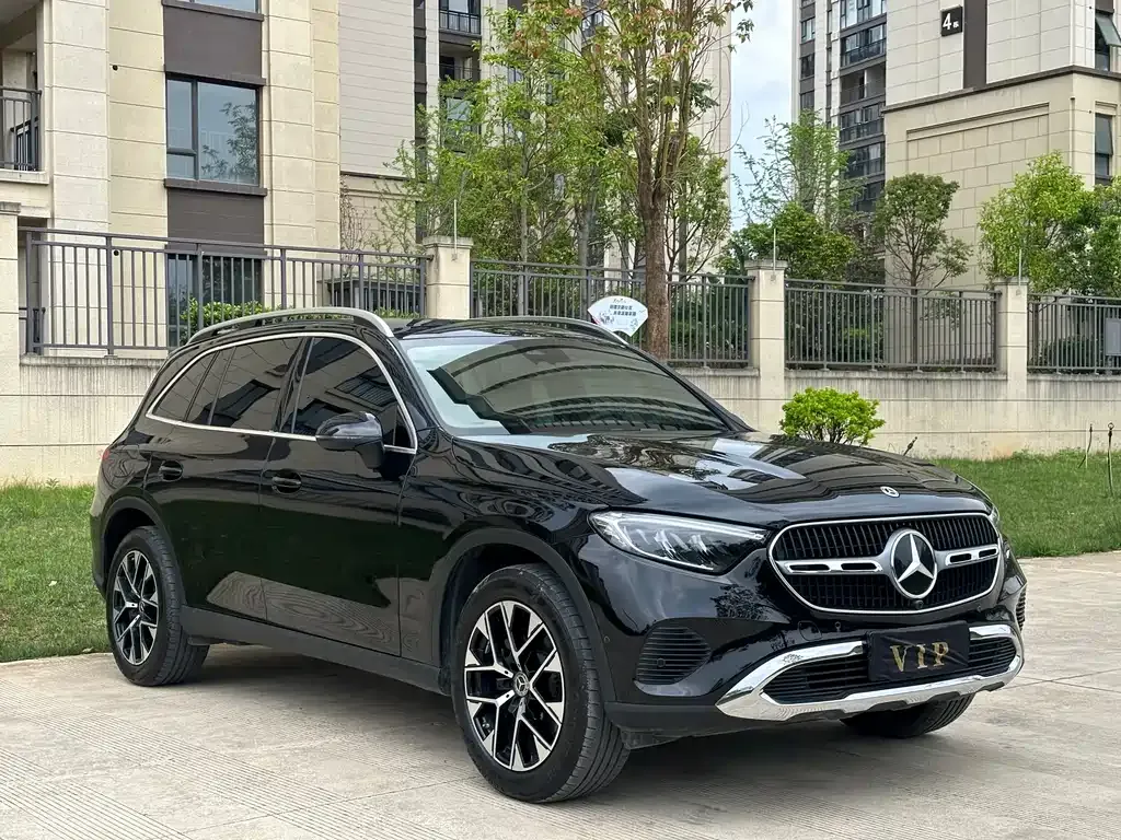 Mercedes-Benz GLC — фото 1