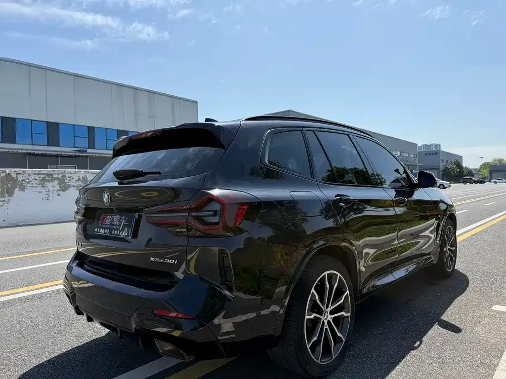 BMW X3 — фото 3