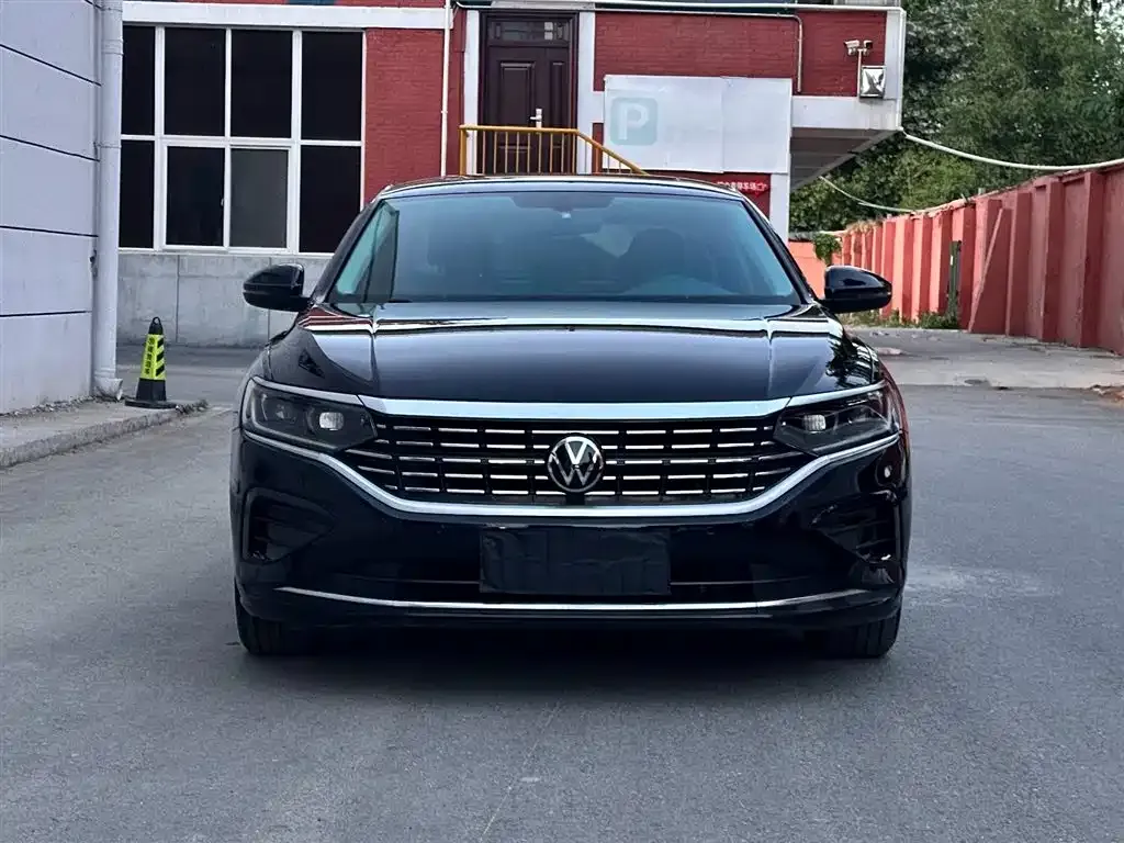 Volkswagen Passat — фото 6