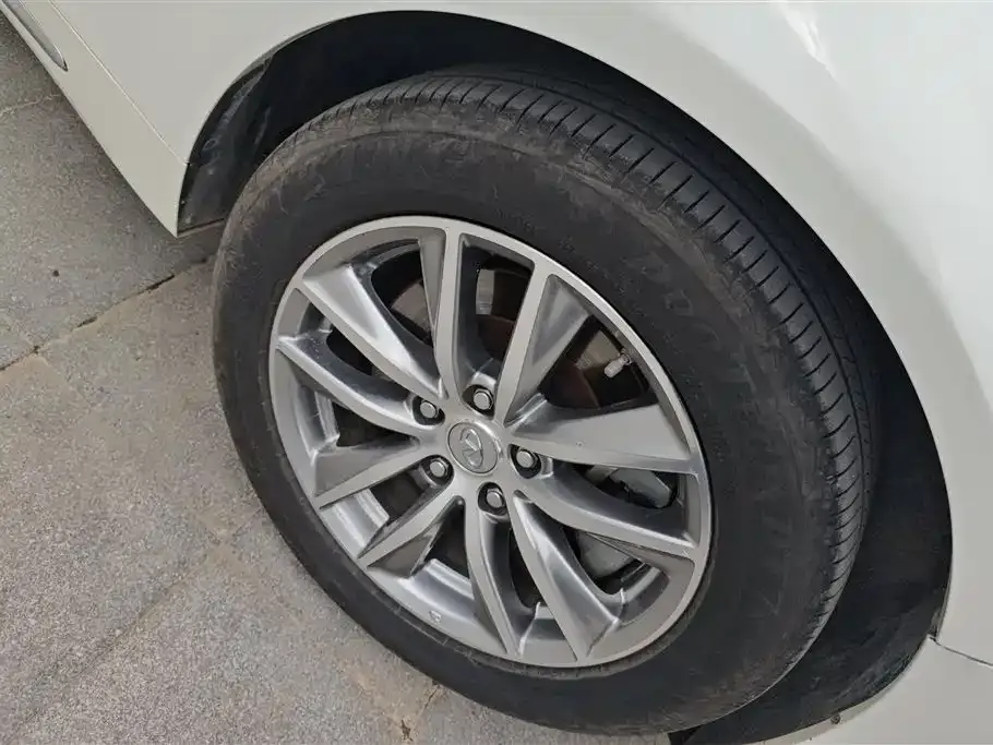 Infiniti Q50L 2022 из CN, фото 6