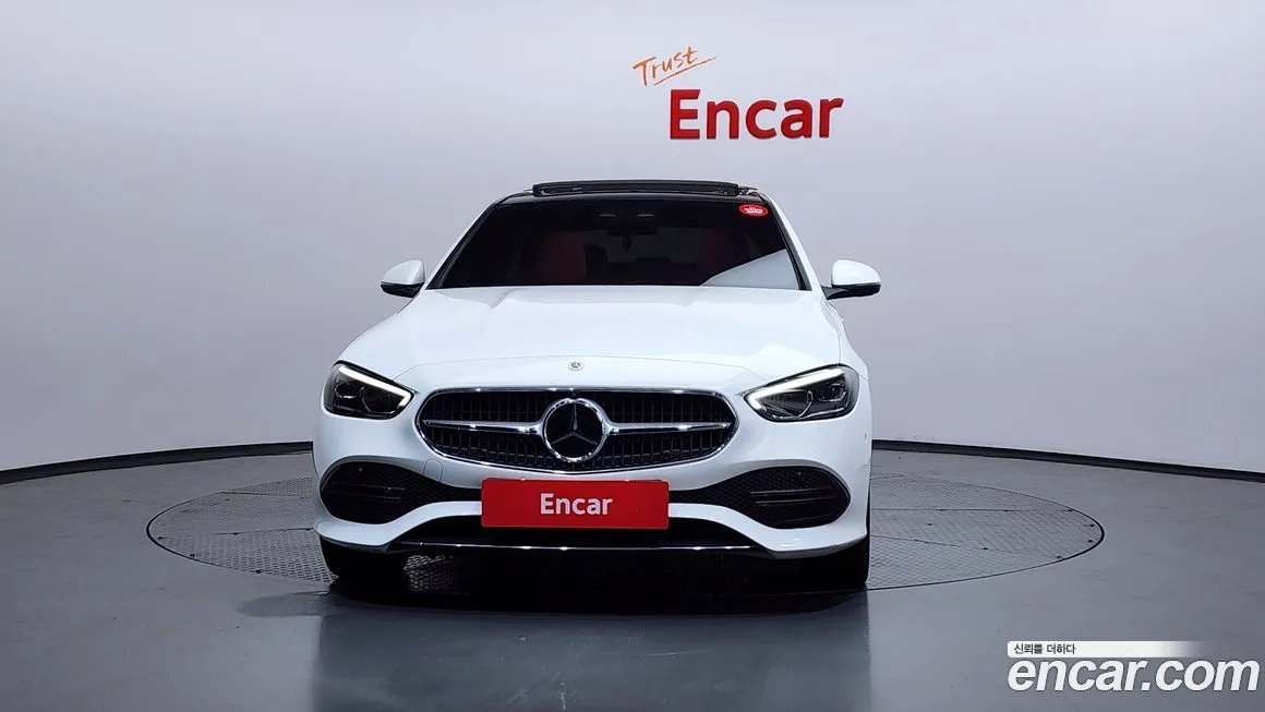 Mercedes-Benz C-Class 2023 из KR, фото 2