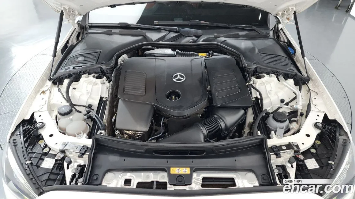 Mercedes-Benz C-Class 2023 из KR, фото 10