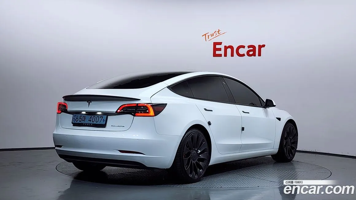 Tesla Model 3 2022 из KR, фото 3