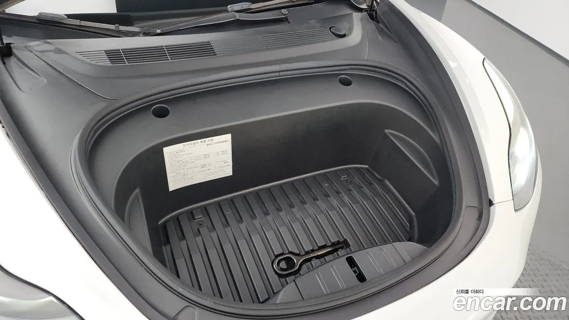 Tesla Model 3 2022 из KR, фото 8