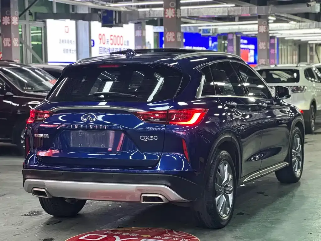 Infiniti QX50 2021 из CN, фото 4