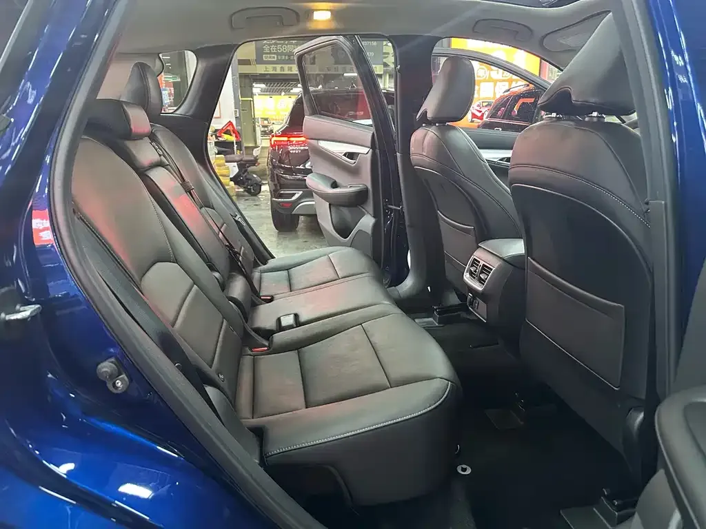 Infiniti QX50 2021 из CN, фото 6