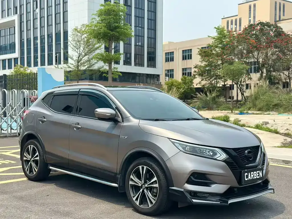 Nissan Qashqai — фото 9