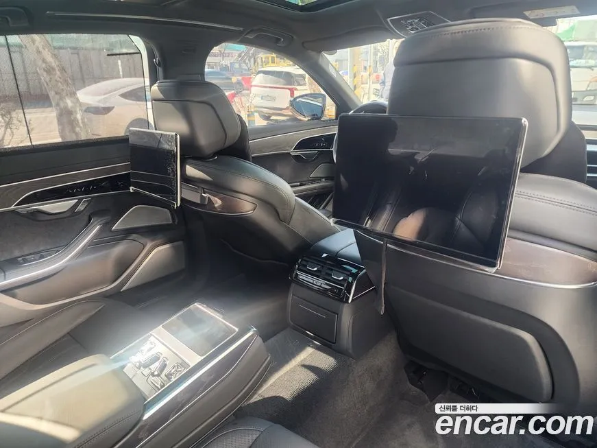 Audi A8 2023 из KR, фото 2