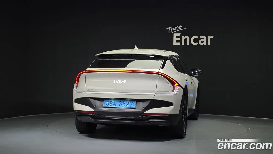 Kia EV6 — фото 3