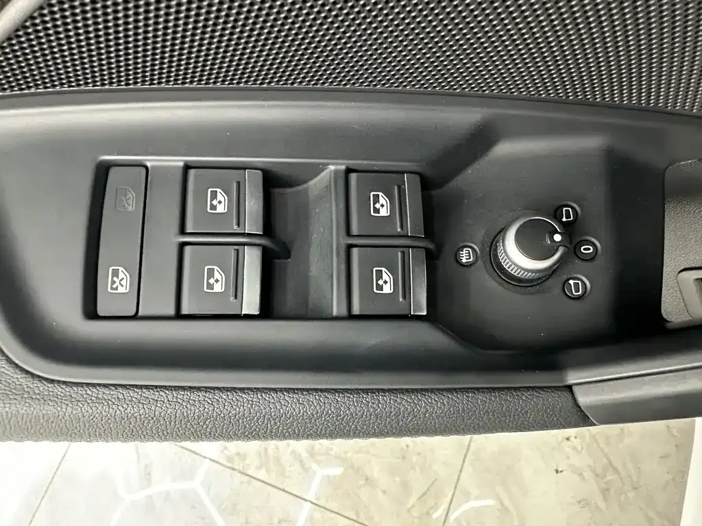 Audi A3 — фото 9