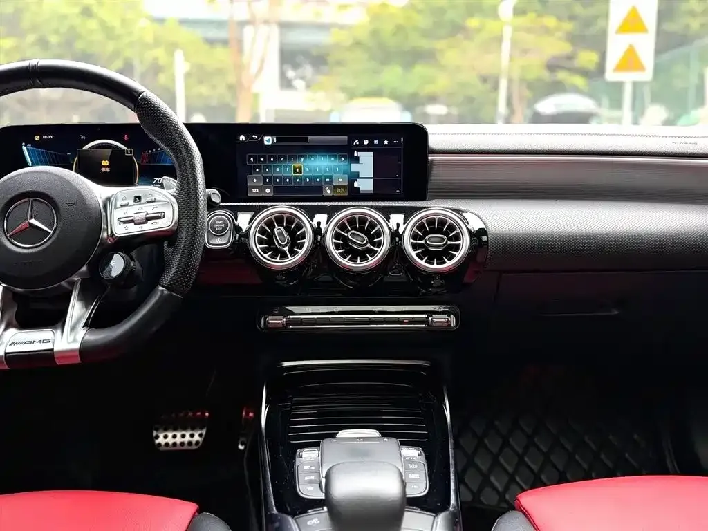 Mercedes-Benz A-Class AMG — фото 2